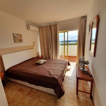 T1- Praia Da Rocha Com Piscina -Segunda Linha Портиман Экстерьер фото